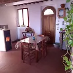 House With Stunning Views * Chiusdino