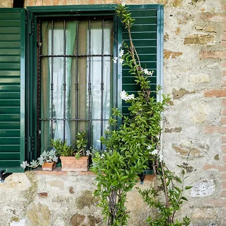 House With Stunning Views *