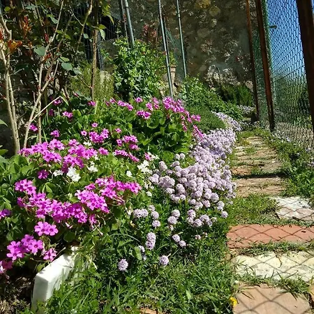 Casa vacanze House With Stunning Views *